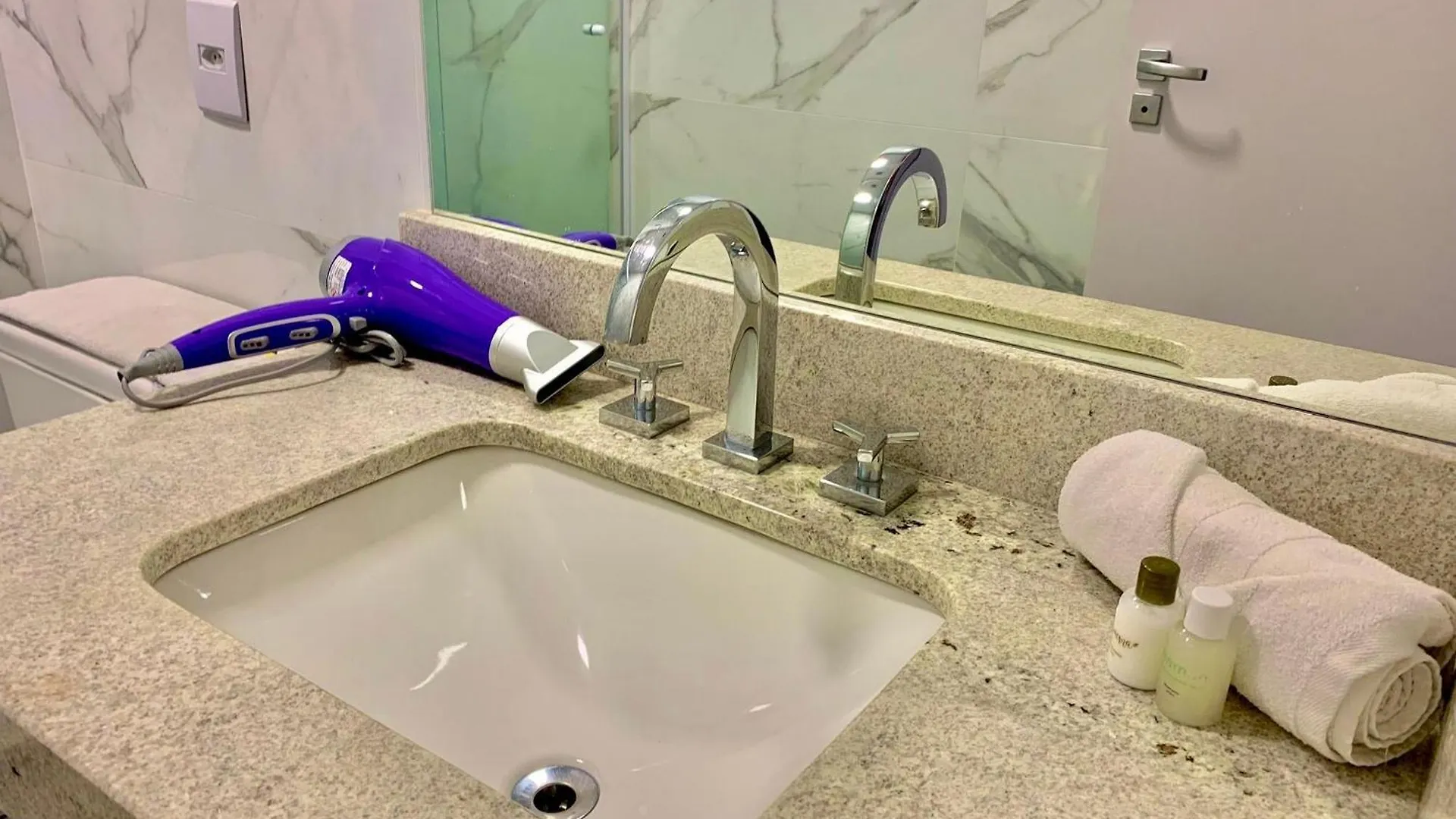 阿雷格里港Liv - Apartamento 910公寓 巴西